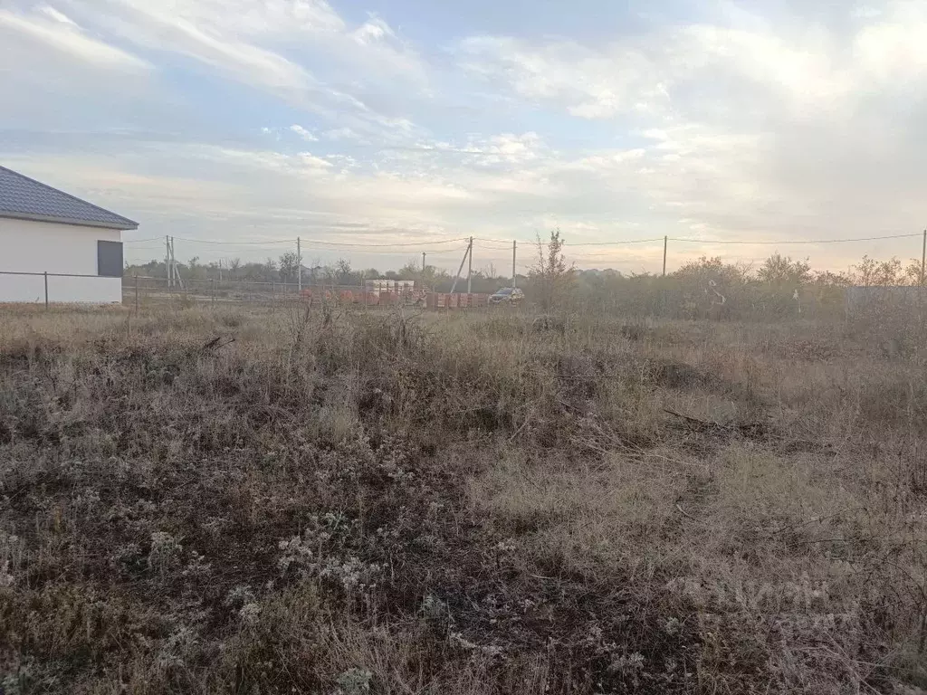 Участок в Саратовская область, Энгельс муниципальное образование, ... - Фото 1