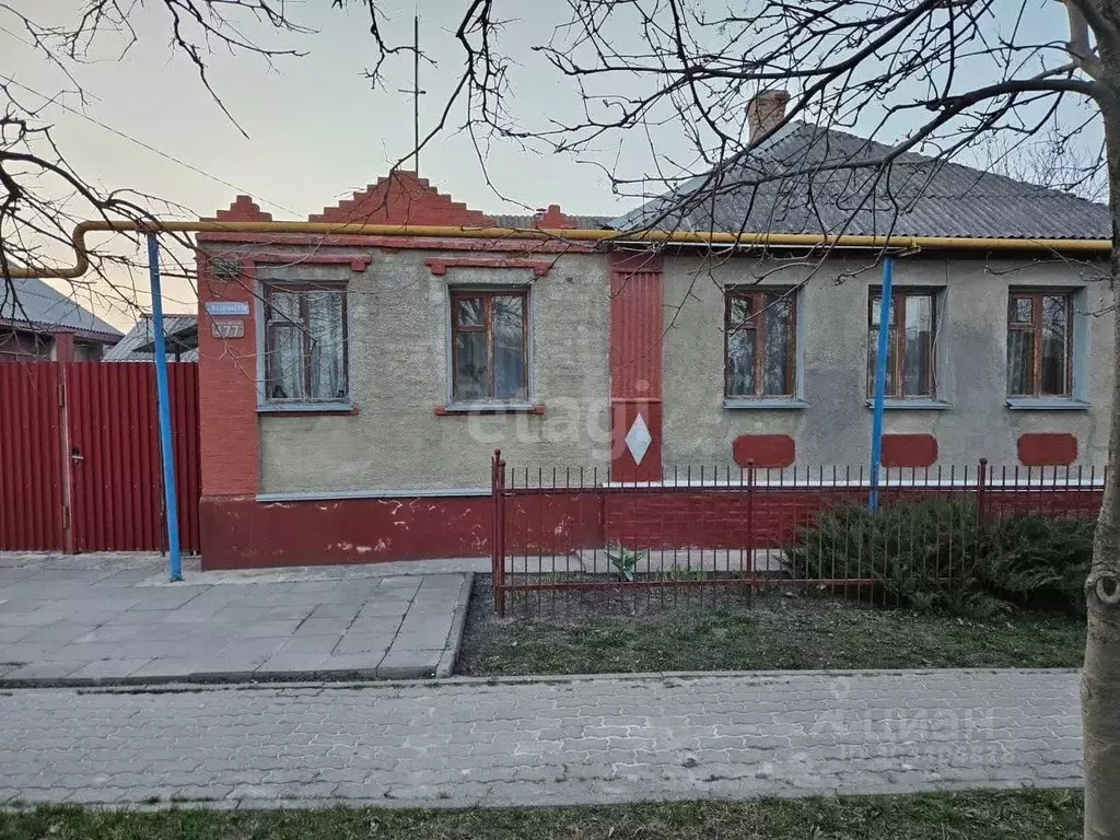 Дом в Белгородская область, Белгород Корочанская ул. (64 м) - Фото 0