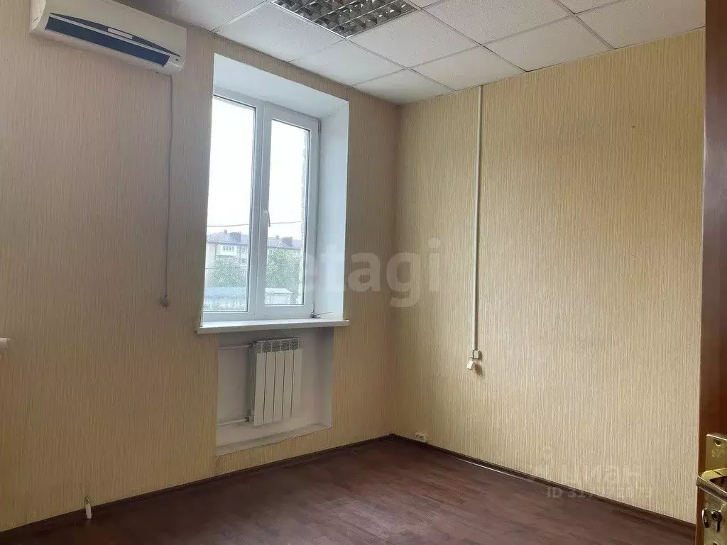 Офис в Карачаево-Черкесия, Черкесск ул. Кирова, 5 (320 м) - Фото 0