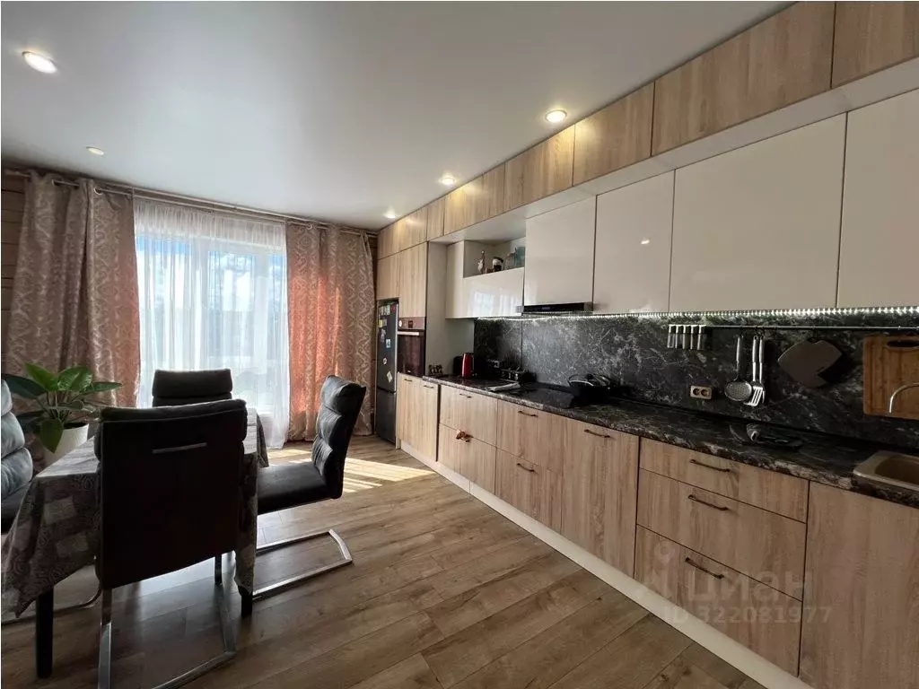 Дом в Иркутская область, Иркутский муниципальный округ, Маркова рп, ... - Фото 1