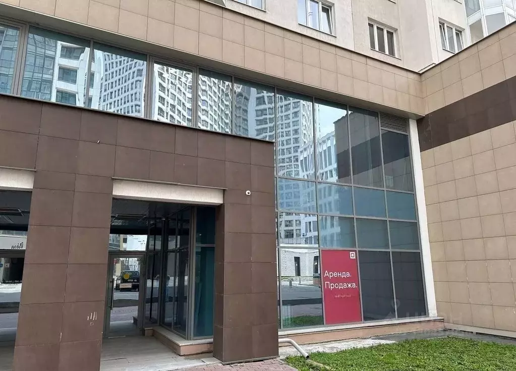 Помещение свободного назначения в Свердловская область, Екатеринбург ... - Фото 1