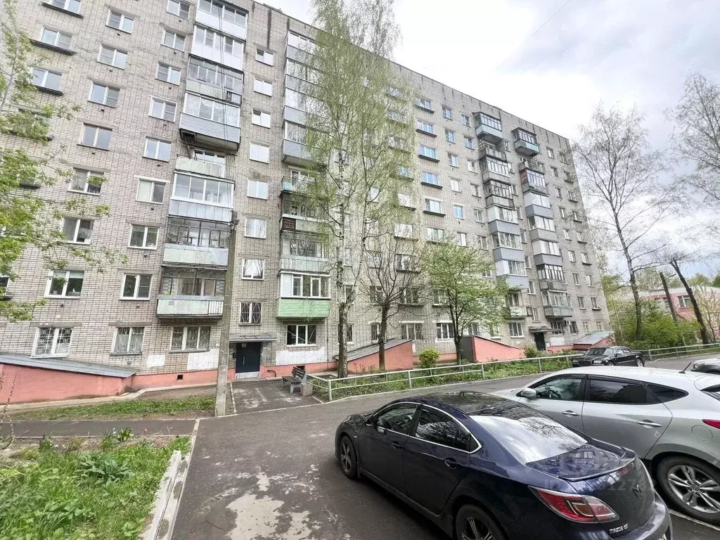 3-к кв. Ярославская область, Ярославль проезд Матросова, 6а (65.0 м) - Фото 0