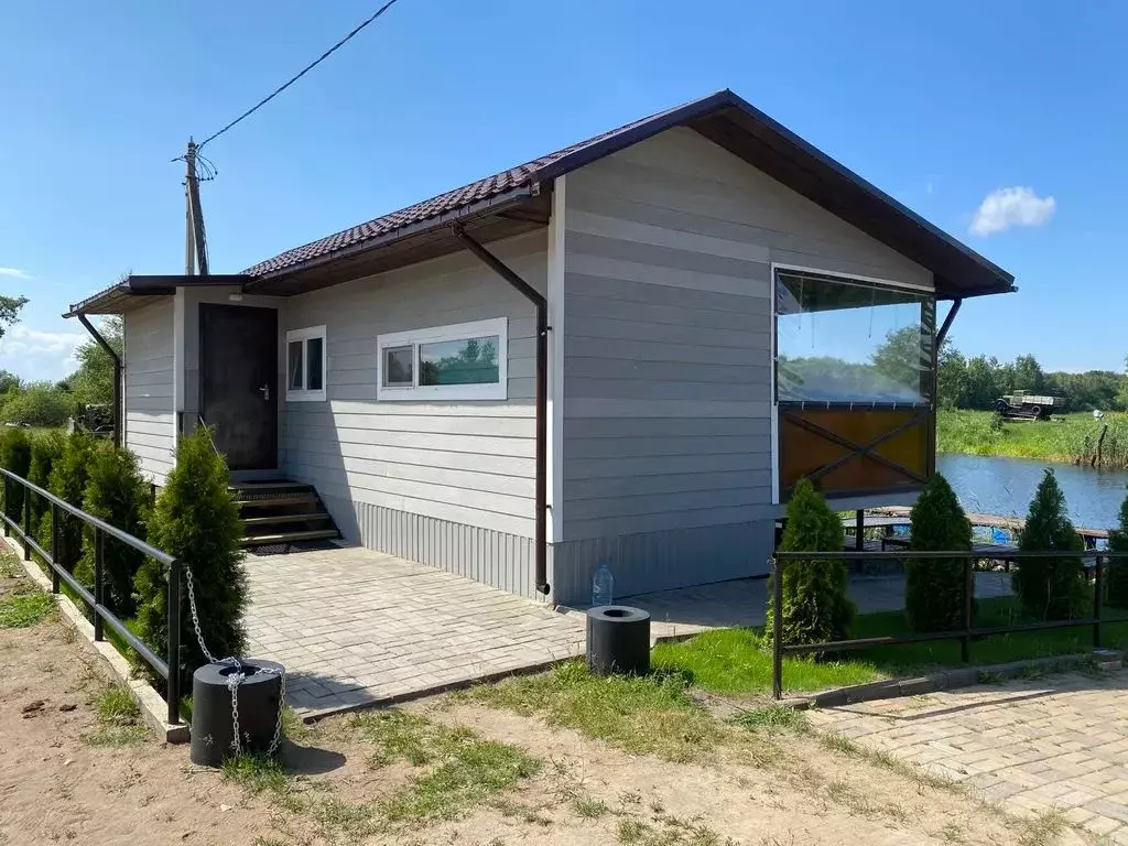 Дом в Ленинградская область, Кировский район, Суховское с/пос, д. ... - Фото 1