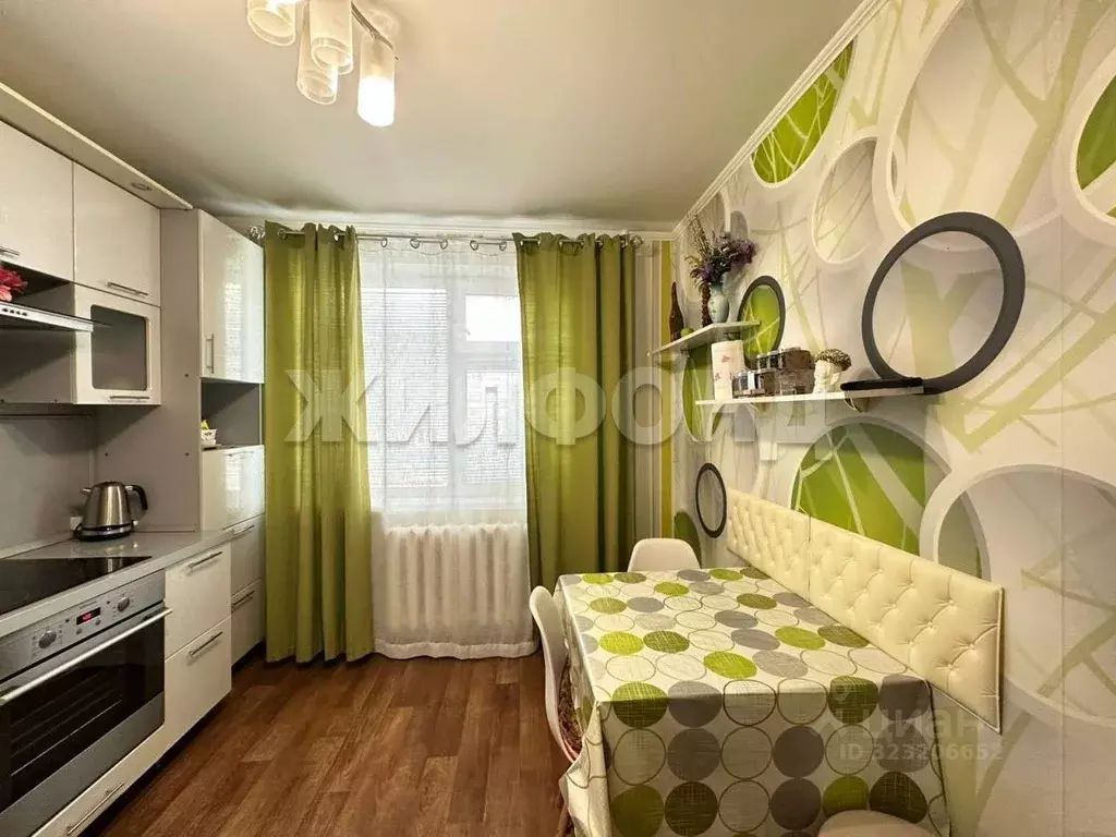 4-к кв. Ханты-Мансийский АО, Когалым ул. Мира, 14 (74.6 м) - Фото 1