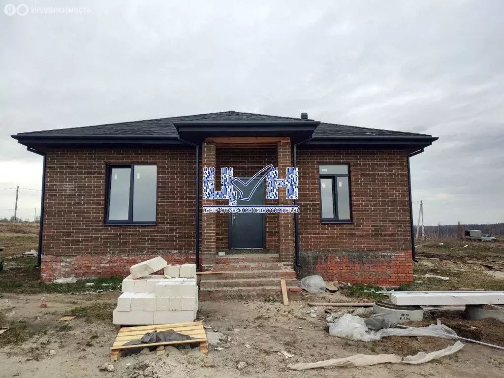 Дом в Курский район, Нижнемедведицкий сельсовет, деревня Татаренкова ... - Фото 1