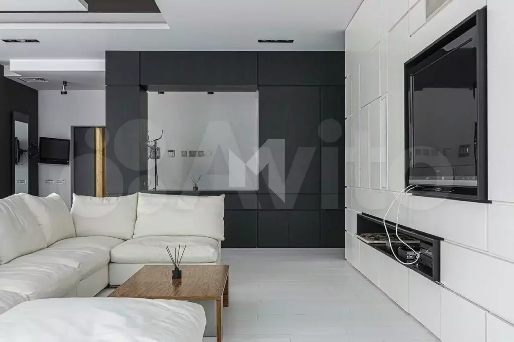 4-к. квартира, 242 м, 3/5 эт. - Фото 1