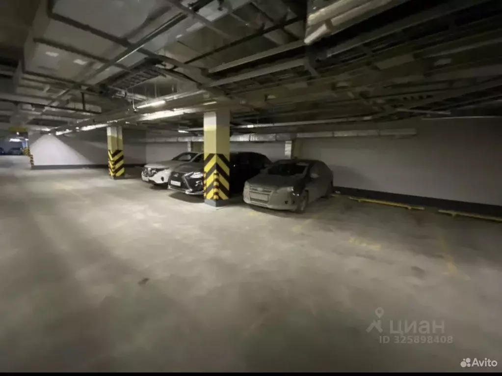 Гараж в Санкт-Петербург Приморский просп., 52К1 (18 м) - Фото 2