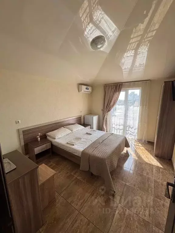 Комната Краснодарский край, Геленджик ул. Шмидта, 67 - Фото 1