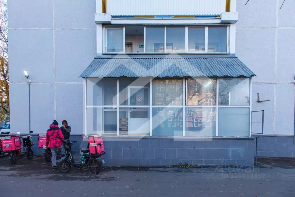 Помещение свободного назначения в Москва ул. Антонова-Овсеенко, 4 (210 ... - Фото 2