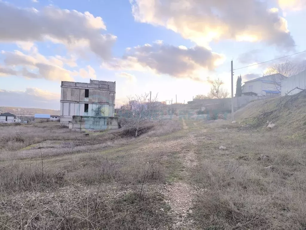 Участок в Севастополь Нахимовский р-н, Качинский муниципальный округ, ... - Фото 2