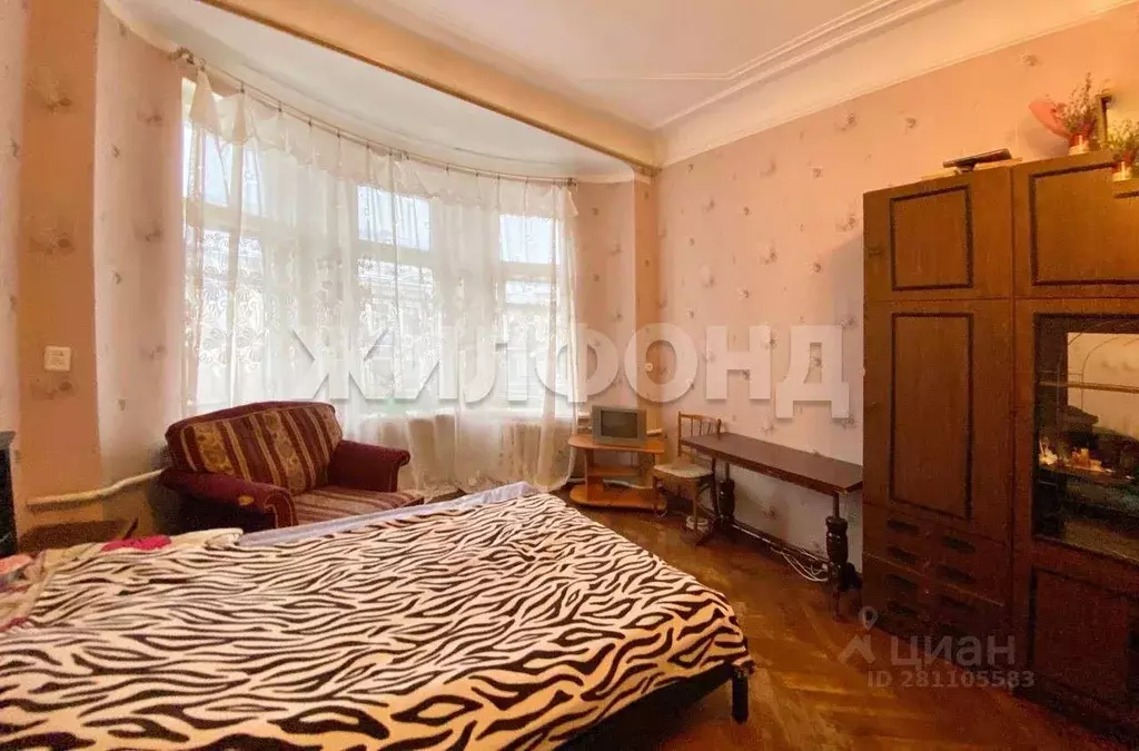 Комната Санкт-Петербург 5-я Васильевского острова линия, 64/13 - Фото 1