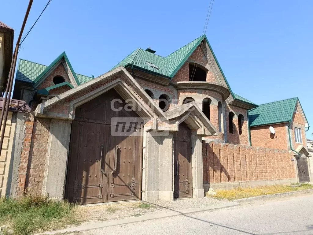 Дом в Дагестан, Каспийск ул. Э. Капиева (650 м) - Фото 2