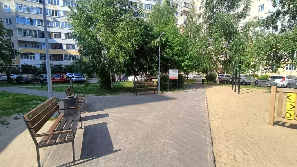 3-комнатная квартира: Казань, улица Хайдара Бигичева, 4 (63.7 м) - Фото 1