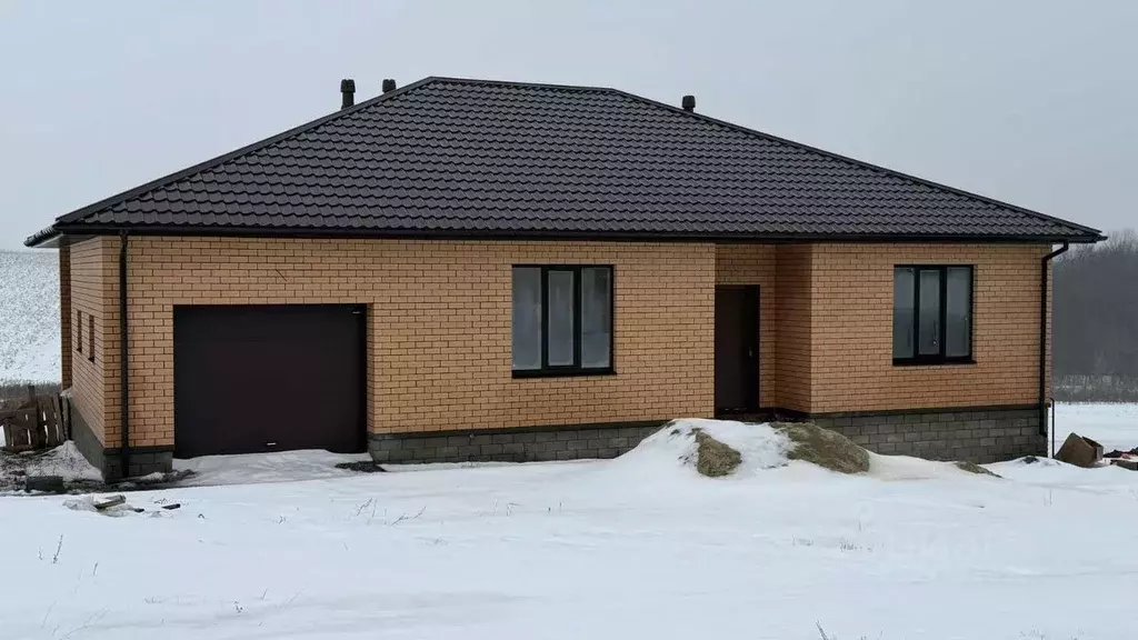 Дом в Белгородская область, Белгородский район, с. Стрелецкое ... - Фото 1