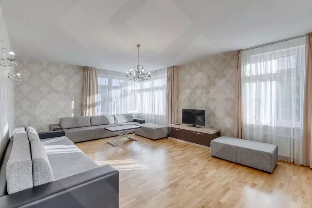 5-к. квартира, 240 м, 8/12 эт. - Фото 1