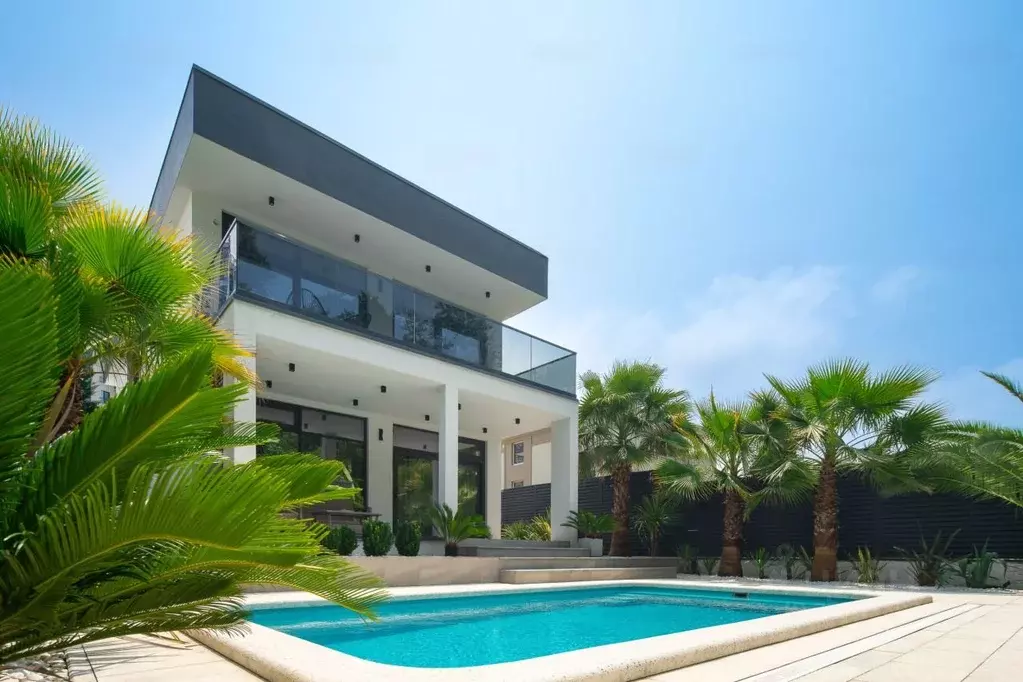 Дом в Краснодарский край, Сочи Новый Сочи мкр, ул. Санаторная (250 м) - Фото 2