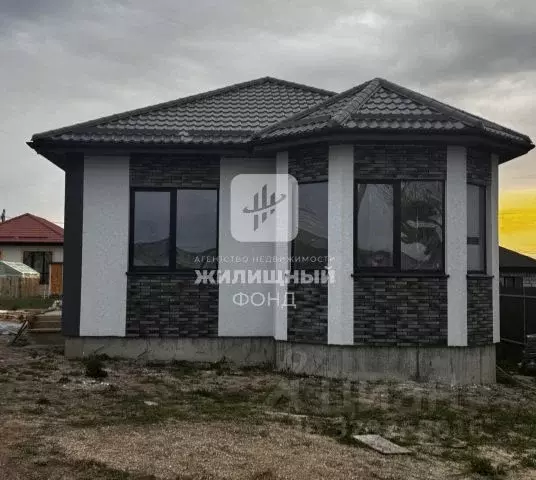 Дом в Саратовская область, Энгельсский район, пос. Новопушкинское ул. ... - Фото 2