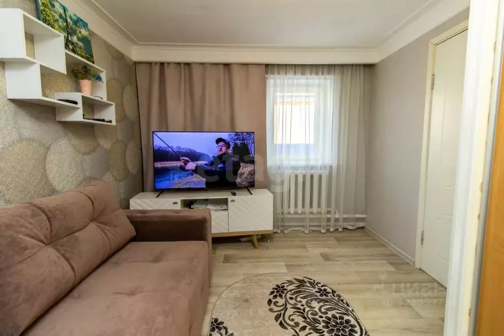 Дом в Омская область, Омск ул. П.В. Кучумова, 52А (33 м) - Фото 1