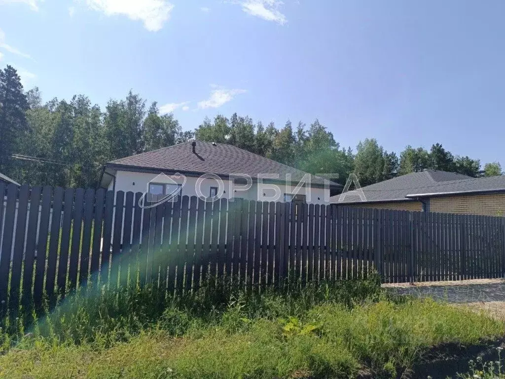 Дом в Тюменская область, Тюменский район, д. Ушакова Зеленая ул. (95 ... - Фото 0