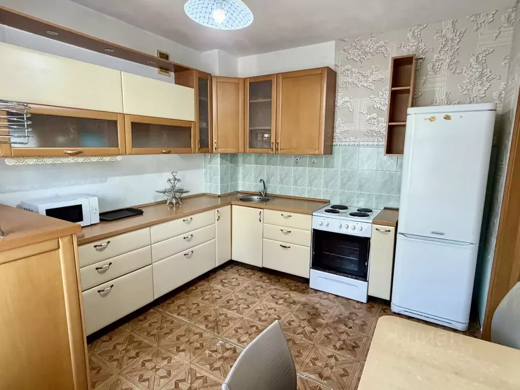 2-к кв. Башкортостан, Уфа ул. Менделеева, 114/2 (64.2 м) - Фото 1