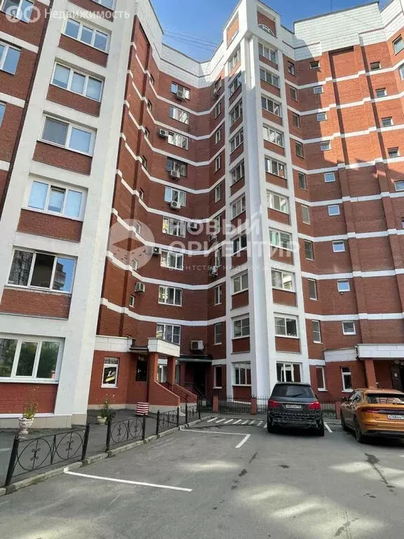 2-комнатная квартира: Екатеринбург, Сиреневый бульвар, 4к4 (56 м) - Фото 0