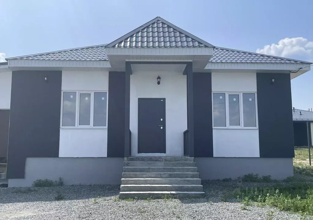 Дом в Свердловская область, Белоярский муниципальный округ, пос. ... - Фото 0