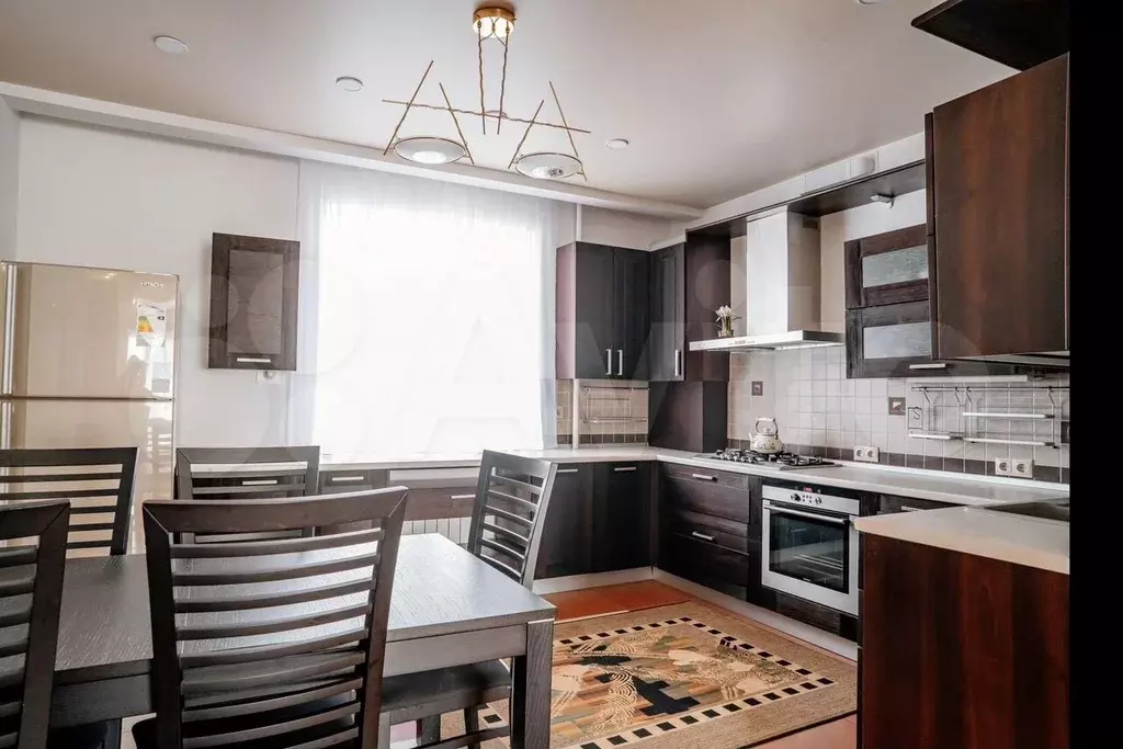4-к. квартира, 120 м, 2/4 эт. - Фото 1