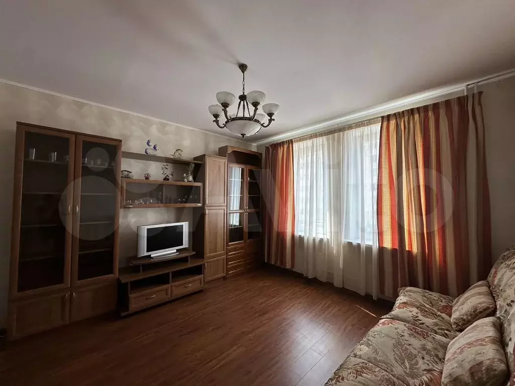 1-к. квартира, 46 м, 3/12 эт. - Фото 0
