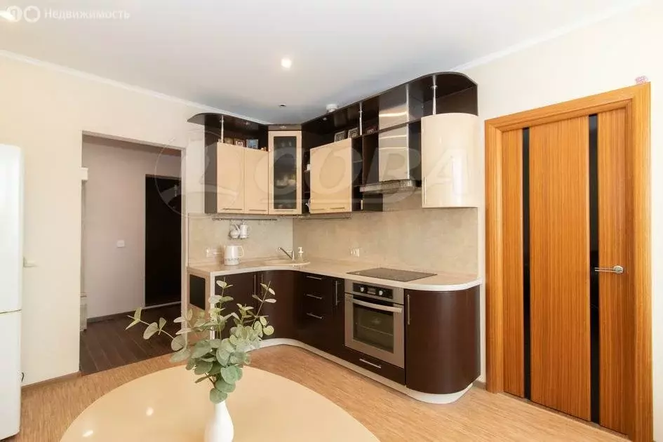 2-комнатная квартира: Тюмень, Солнечный проезд, 7 (55 м) - Фото 1