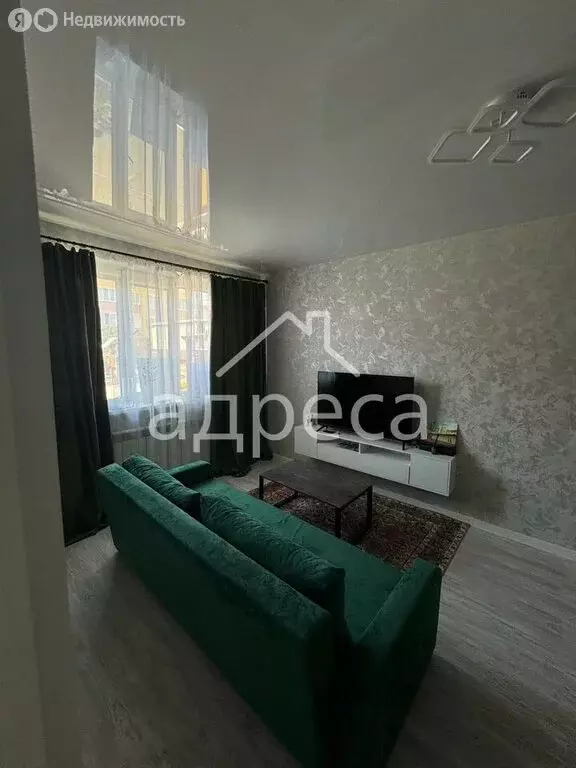 1-комнатная квартира: Придорожный, микрорайон Южный Город, квартал ... - Фото 0