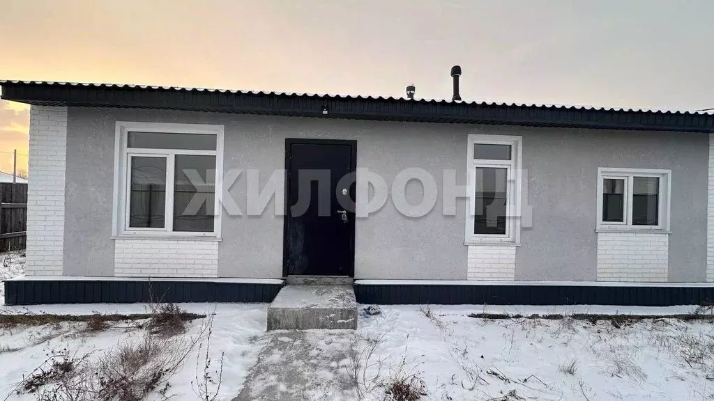 Дом в Хакасия, Усть-Абаканский район, Калининский сельсовет ул. ... - Фото 2