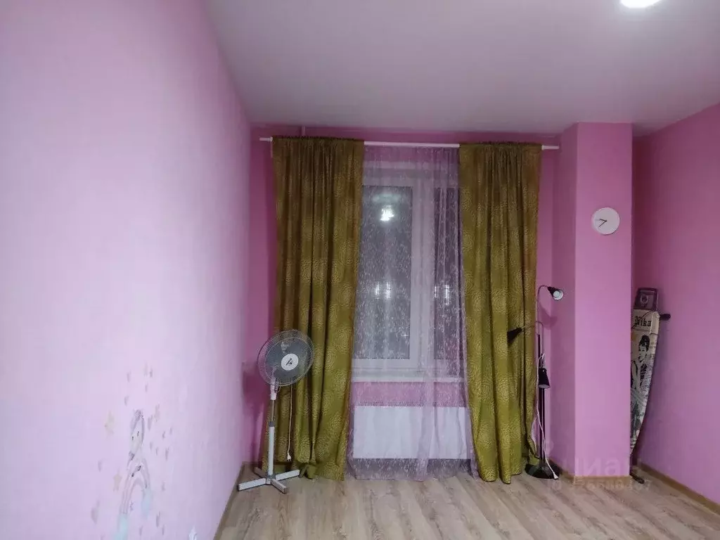 1-к кв. Курганская область, Курган Заозерный жилрайон, 3-й мкр, 35 ... - Фото 1