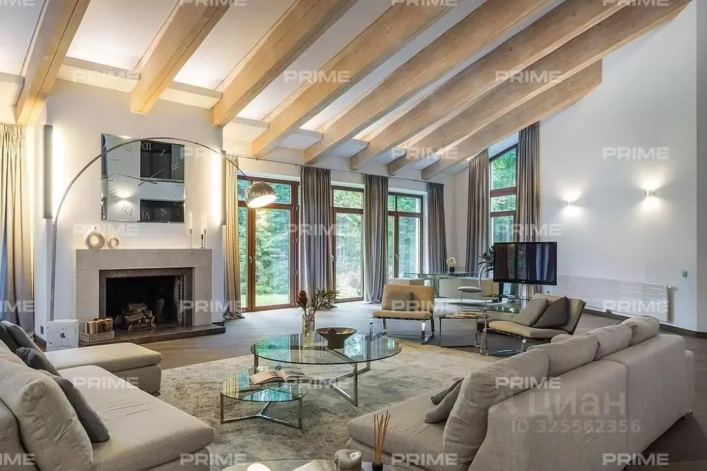 Коттедж в Московская область, Одинцовский городской округ, д. Жуковка, ... - Фото 1