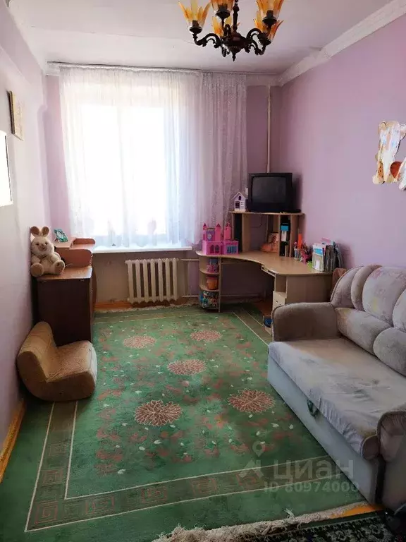 Старые трёх комнатные дома. Авито рүбцовск недвижимость. Рубцовск квартиры шлаки. Авито рубцовск 3х комнатные. Рубцовск трехкомнатная.