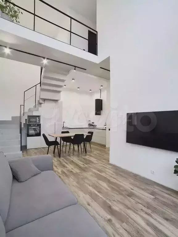 3-к. квартира, 110 м, 1/17 эт. - Фото 0