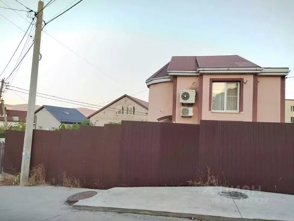 Дом в Краснодарский край, Новороссийск ул. Планеристов, 55В (120 м) - Фото 1