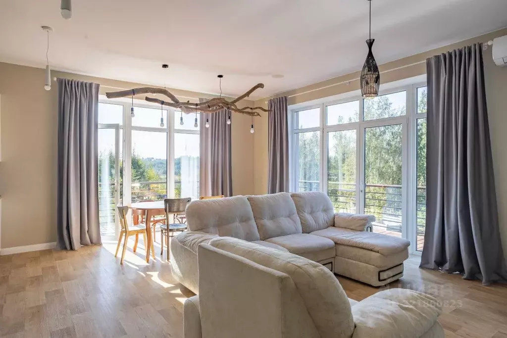 Дом в Ленинградская область, Всеволожский район, Бугровское городское ... - Фото 2