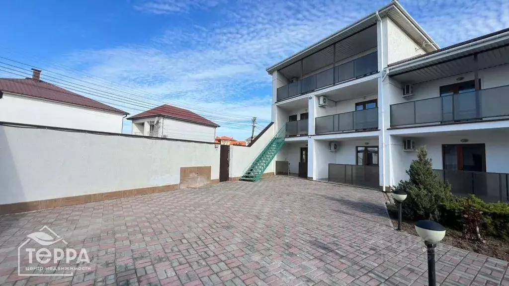 Дом в Крым, Евпатория городской округ, Заозерное пгт ул. Солнечная, 21 ... - Фото 2