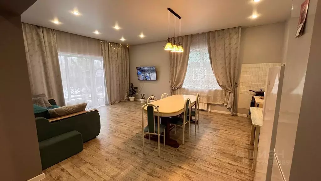 Дом в Алтай, Майминский район, с. Подгорное Центральная ул. (110 м) - Фото 2