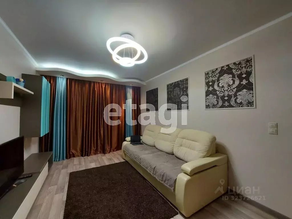 3-к кв. Ямало-Ненецкий АО, Новый Уренгой Ленинградский просп., 8А ... - Фото 1