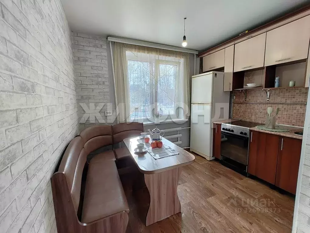 1-к кв. Алтайский край, Барнаул Докучаево мкр, ул. Шукшина, 8 (33.0 м) - Фото 1