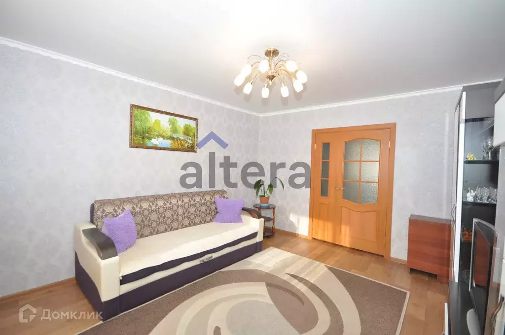 Продаётся 4-к квартира, 71.8 м - Фото 1