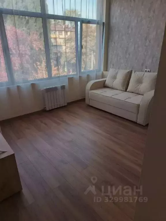 Комната Краснодарский край, Сочи Центральный мкр, ул. Роз, 30Б - Фото 1