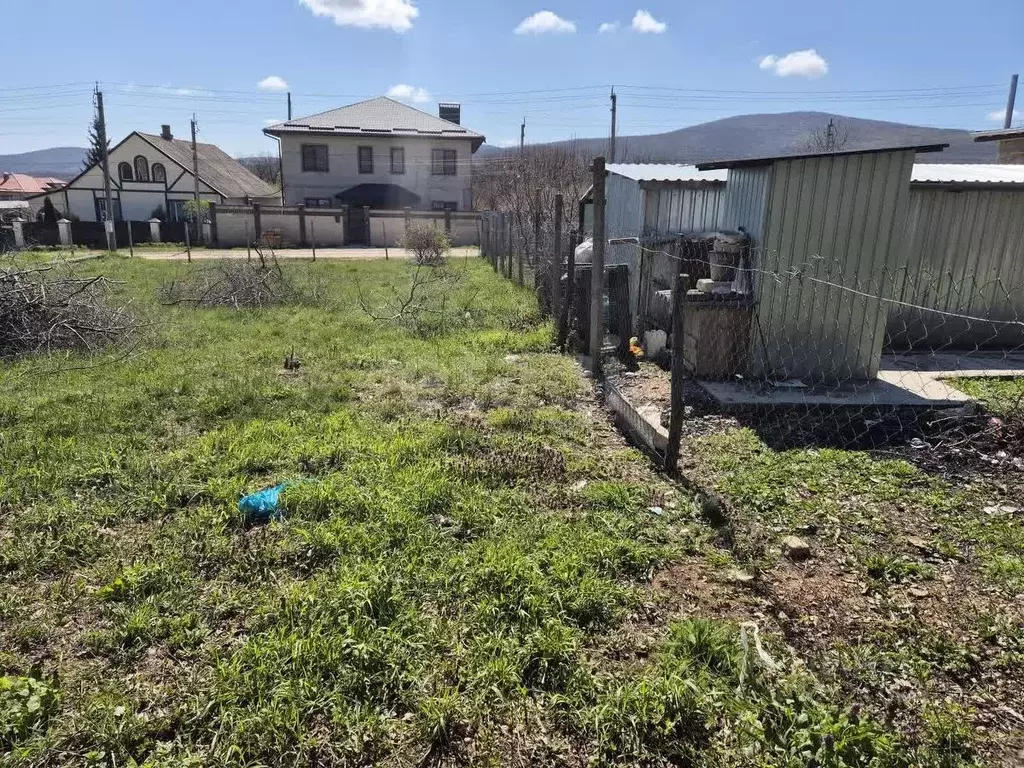 Участок в Крым, Кировский район, Старый Крым городское поселение ул. ... - Фото 1