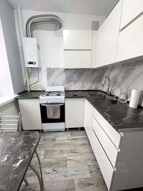 2-к кв. Саратовская область, Вольск ул. Фирстова, 20А (40.2 м) - Фото 0