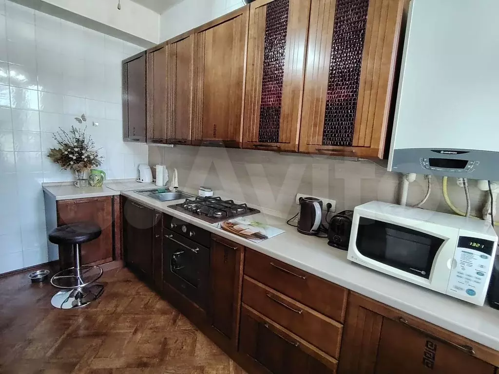 3-к. квартира, 72 м, 1/2 эт. - Фото 0