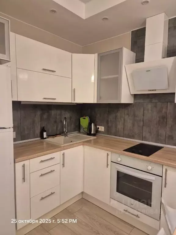 1-к кв. Москва пос. Коммунарка, ул. Потаповская Роща, 18к2 (37.0 м) - Фото 0