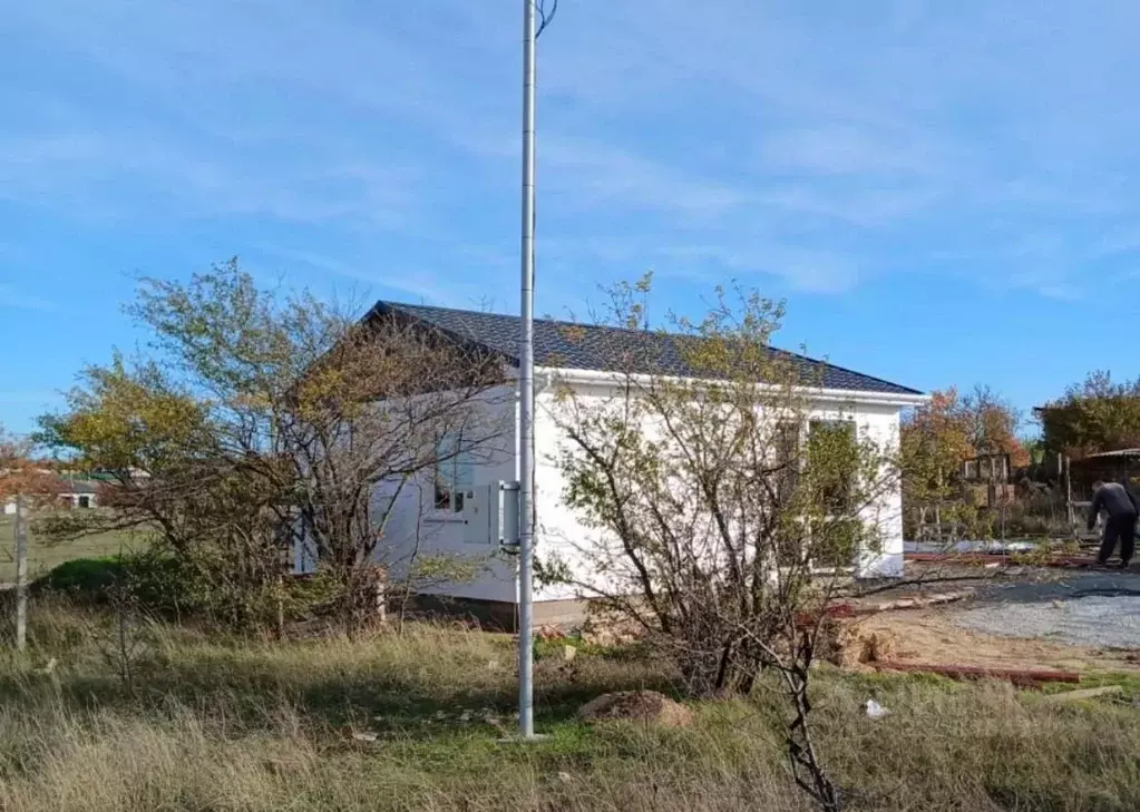 Дом в Крым, Симферопольский район, с. Доброе ул. Весенняя (42 м) - Фото 2