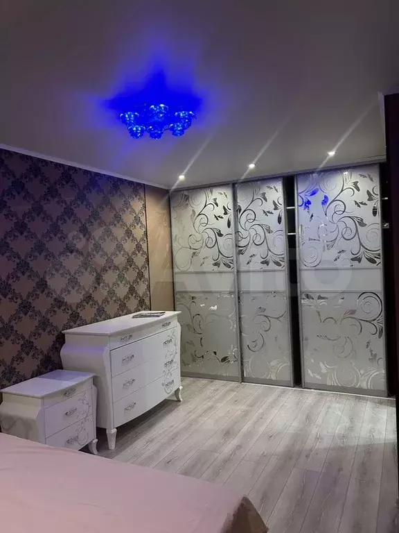 Комната 22 м в 2-к., 2/22 эт. - Фото 1