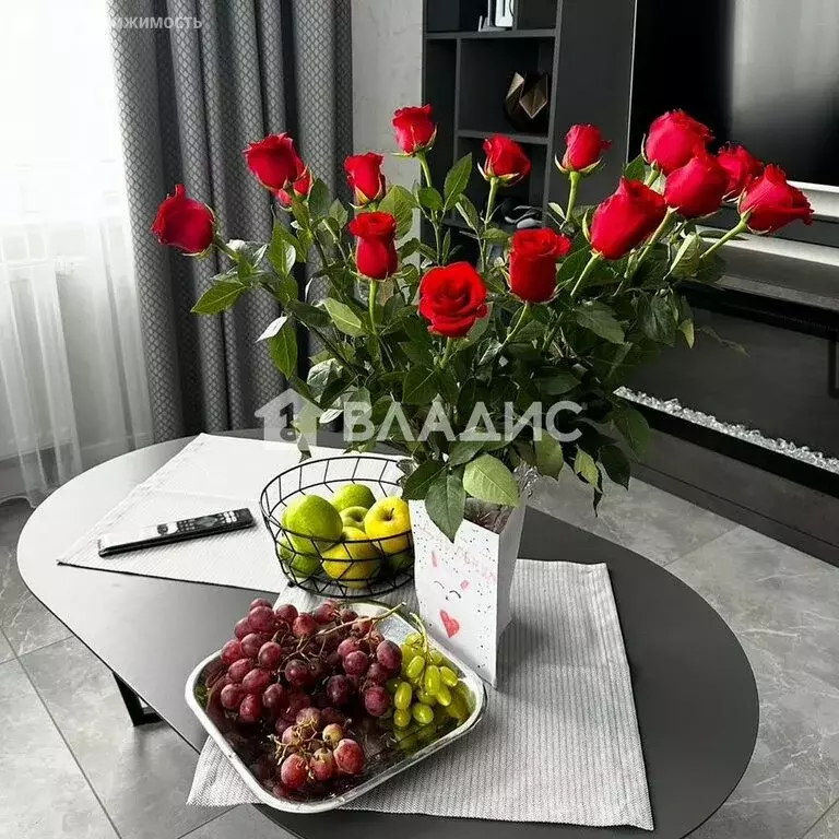 3-комнатная квартира: Санкт-Петербург, улица Дыбенко, 2 (101.6 м) - Фото 1